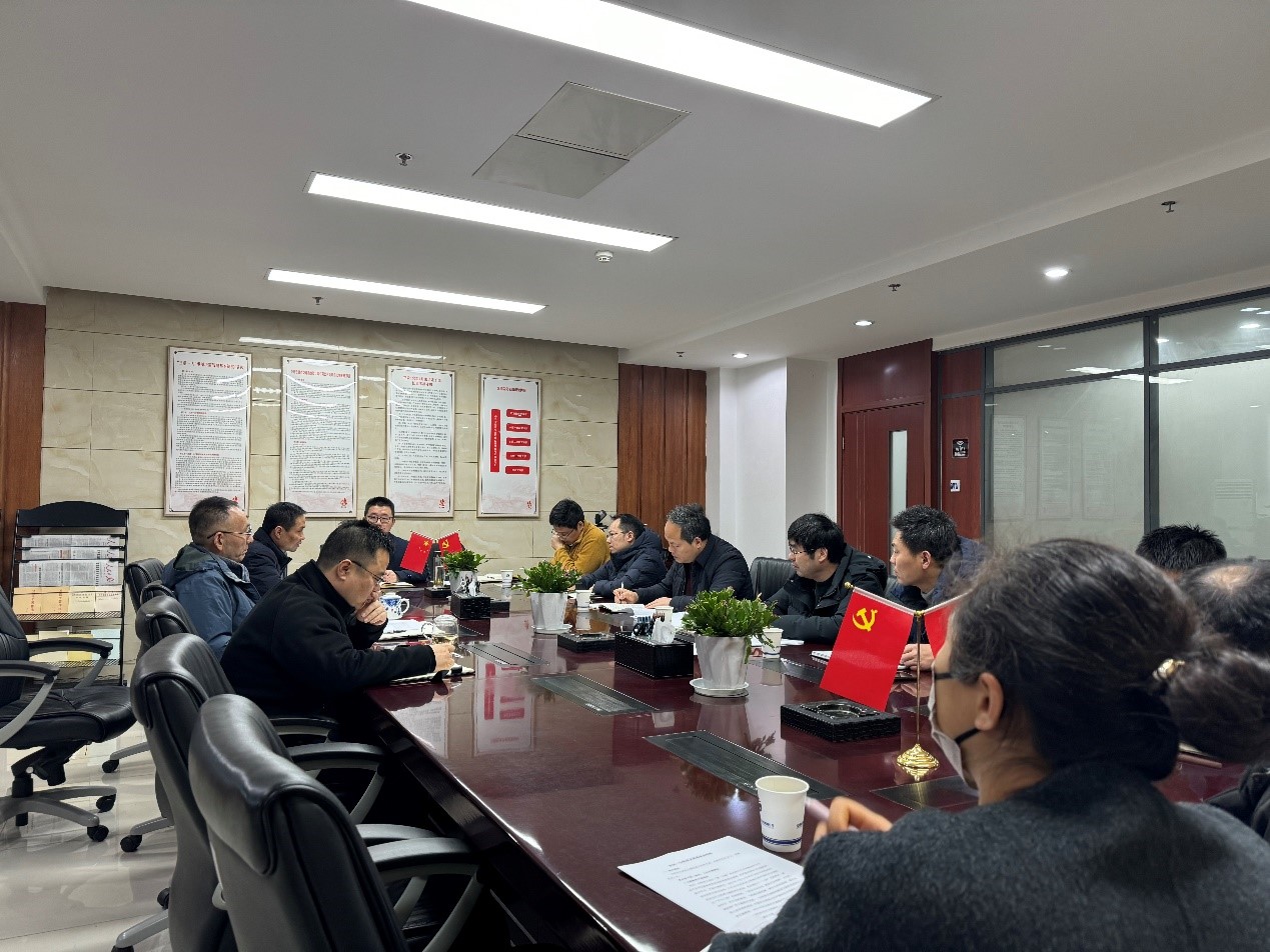 恳谈会第一场.JPG